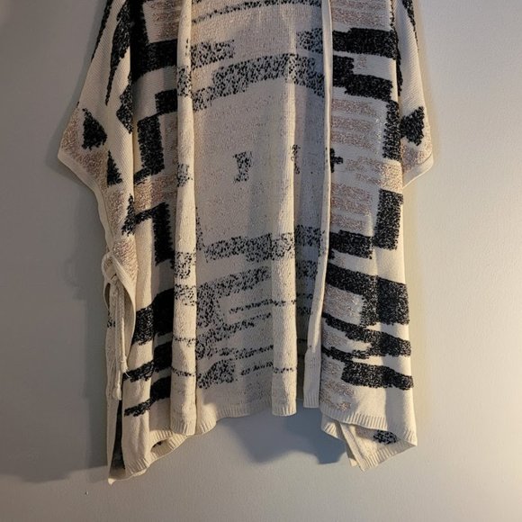 Boho Lucky Brand abstract cardigan / poncho, like new - Picture 3 of 4